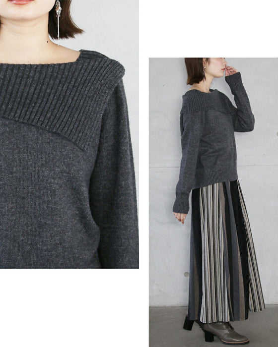 「抜け感」と「スッキリ見え」を叶える。変形スクエアネックニット