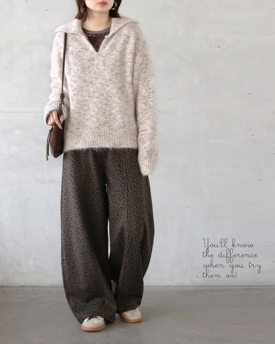 ふわっと軽く、垢抜ける。V衿ミックスカラーニット