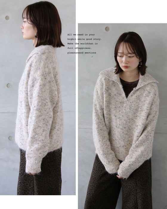 ふわっと軽く、垢抜ける。V衿ミックスカラーニット