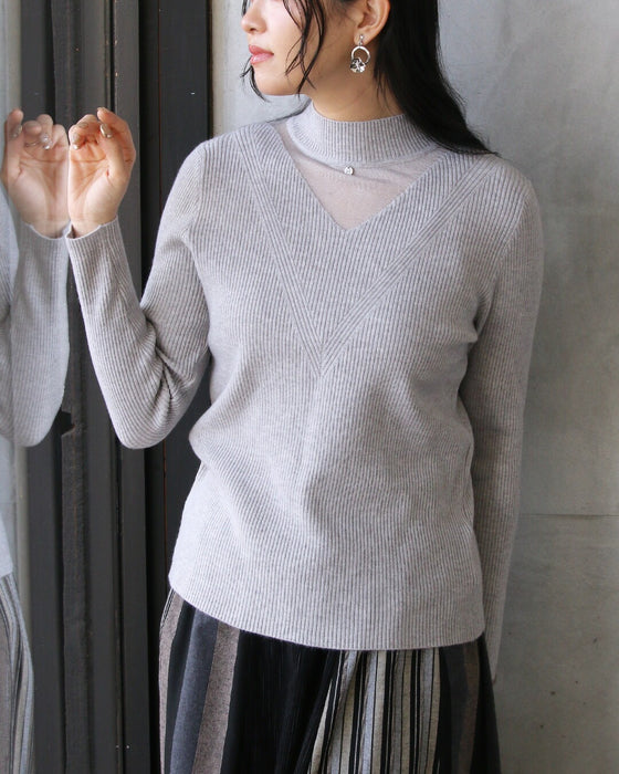 きれいめと抜け感が叶うシアー切替上品ニット