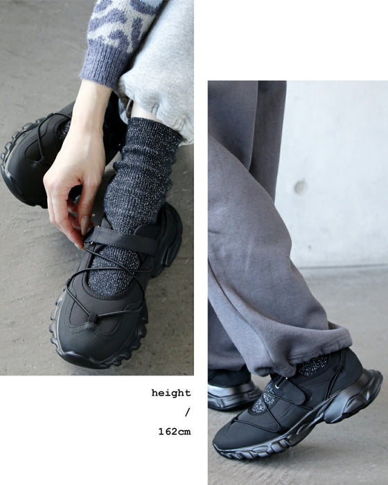 足元から“今っぽさ”を。驚くほど軽い、モードに映える大人スニーカー