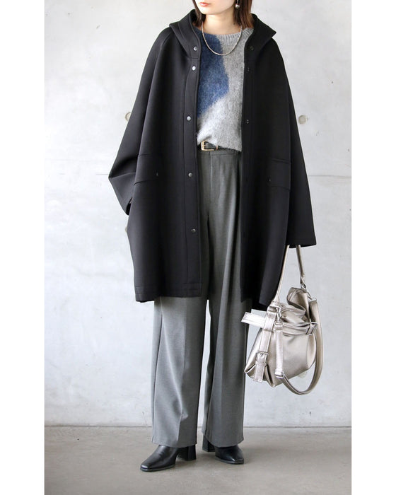 着るだけで映える ゆるっとふんわり配色ニット