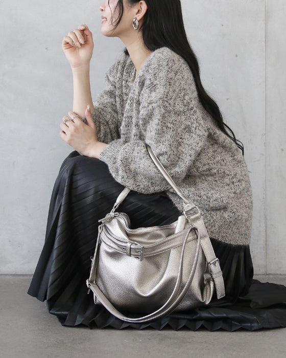 品のある抜け感を。大人のミックスカラーニット