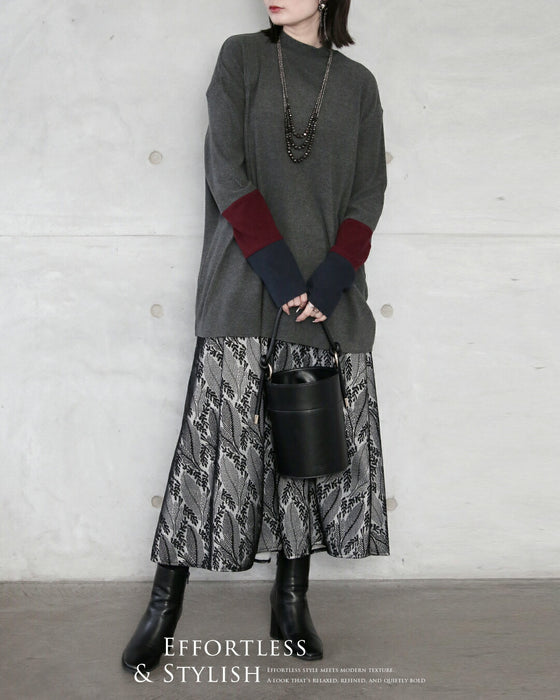 “効かせ配色”でラフに洒落る配色カラーニットソー