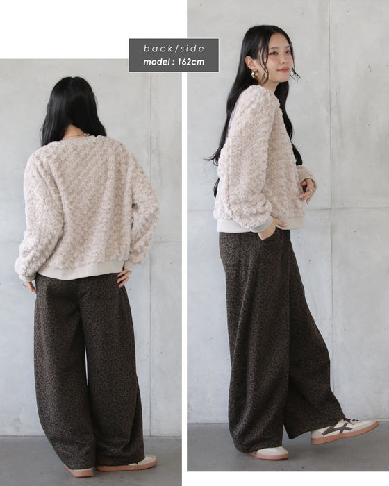 ローズ調ファーで品良くこなれる フェイクファートップス