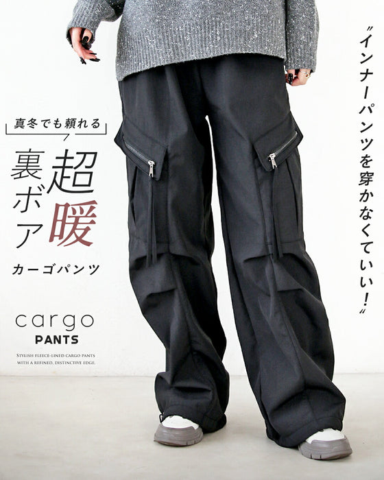インナーパンツを穿かなくていい真冬でも頼れる“超暖カーゴ”パンツ