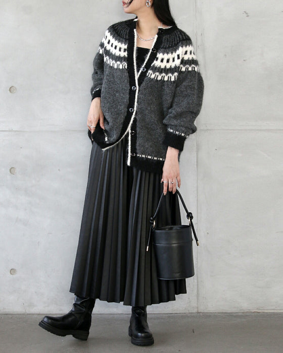 ゆるっと着て抜け感作る ノルディック柄カーディガン