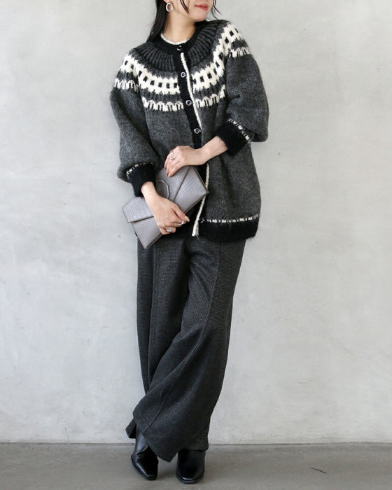 ゆるっと着て抜け感作る ノルディック柄カーディガン