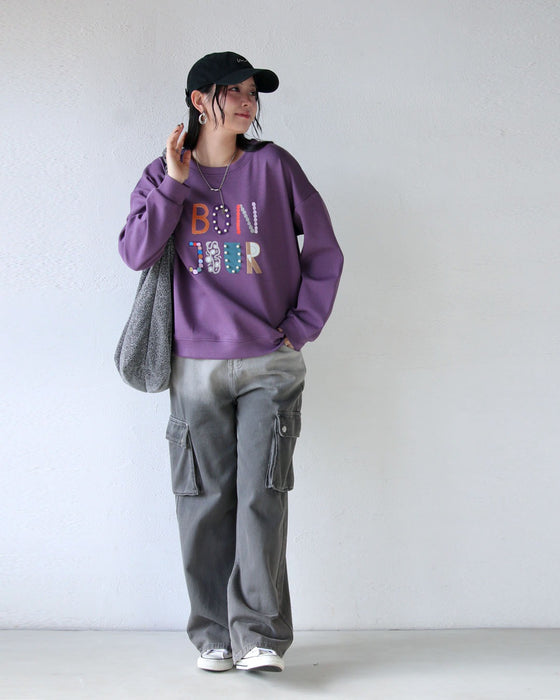 顔まわりパッと華やぐ 気分が上がる、カラーロゴスウェット