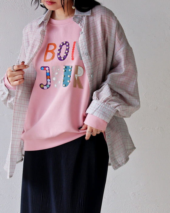 顔まわりパッと華やぐ 気分が上がる、カラーロゴスウェット