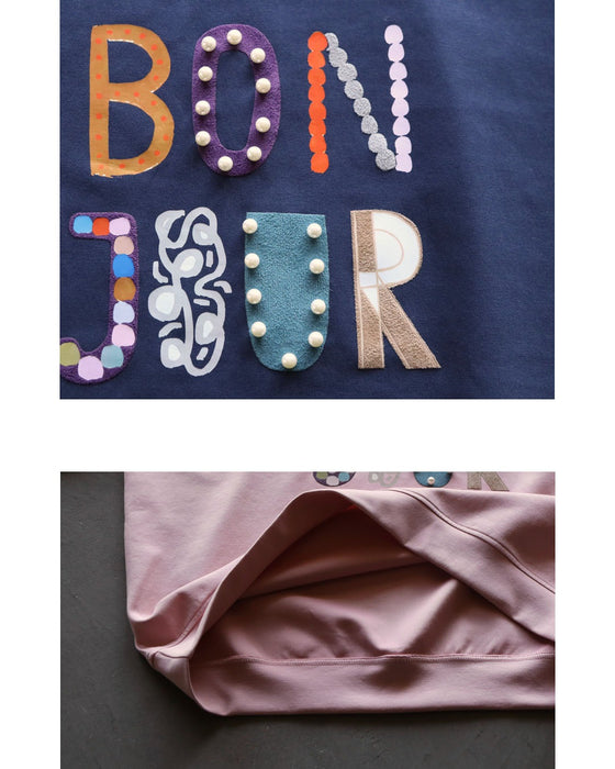 顔まわりパッと華やぐ 気分が上がる、カラーロゴスウェット