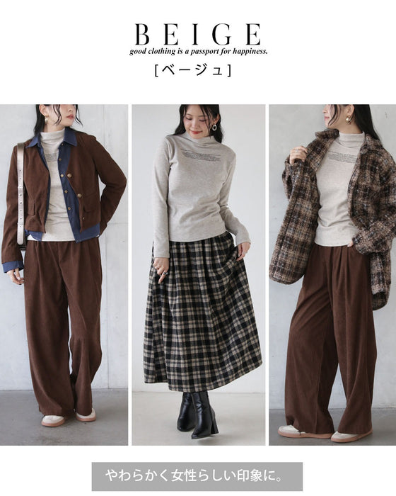 着た瞬間から、ぬくもりに包まれる やわもち裏起毛の大人ロゴトップス