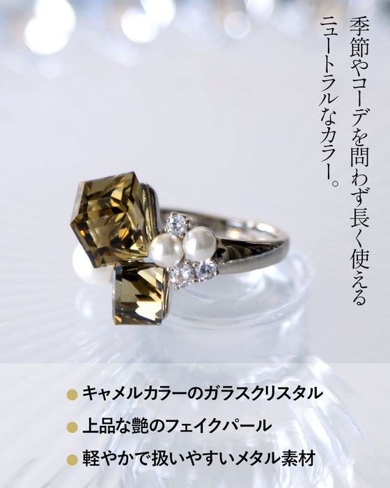 大人の日常に、心ときめく輝きを。クリスタル&パール リング