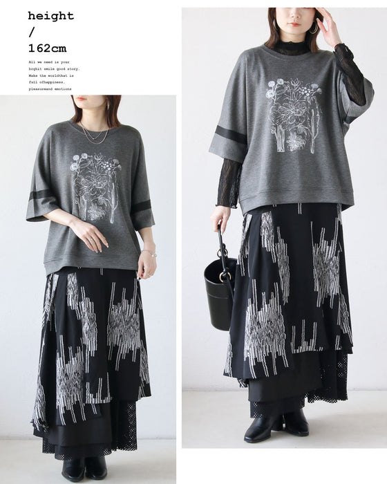 カジュアルにもきれいめにも振れる、大人のためのデザイントップス