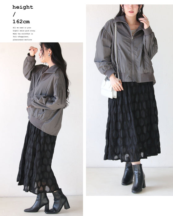 軽量。ジップで魅せるMA-1風ライトアウター