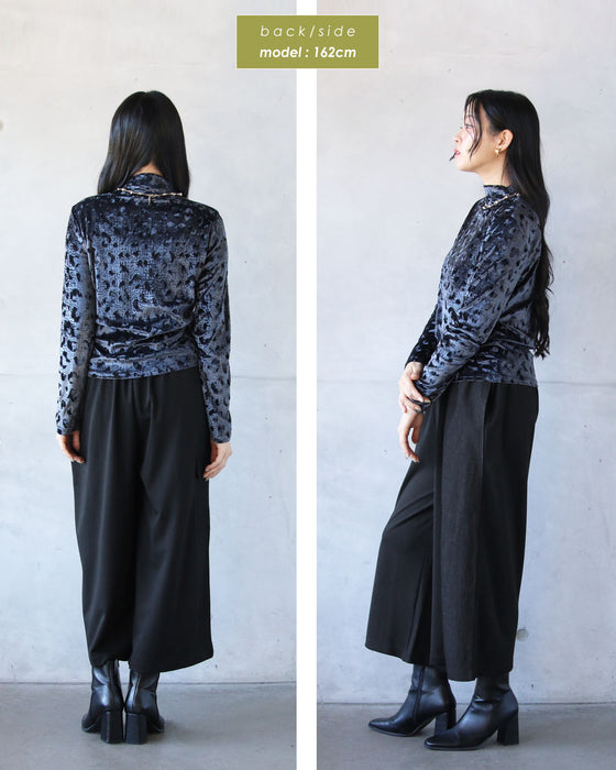 ラクに大人モード感。異素材ワイドパンツ