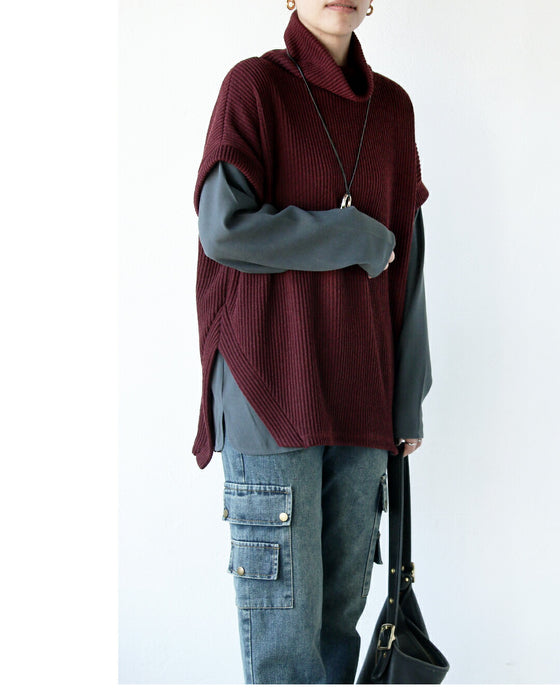 計算された切替が美しい、異素材ハイネックトップス