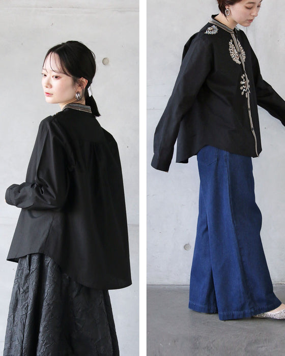 さらりと纏う 刺繍アクセントシャツ