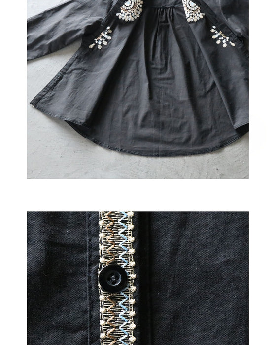 さらりと纏う 刺繍アクセントシャツ