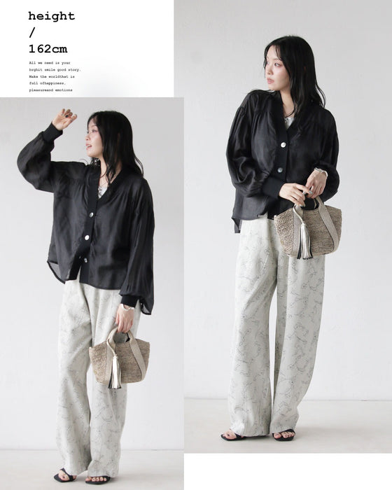 上品に光を透かす、洗練シアーアウター