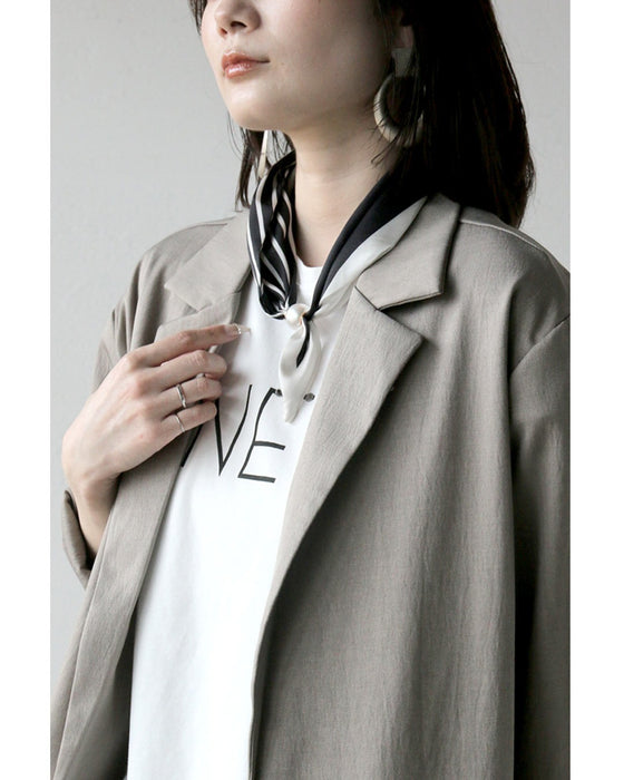 留めるだけで華やぐ、マグネットスカーフ