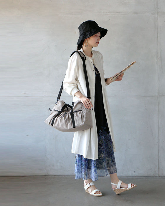 軽やかに持てる、お出掛けの相棒 ナイロンドロストボストンバッグ