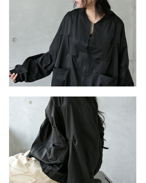 タックで魅せる、洗練ブルゾン