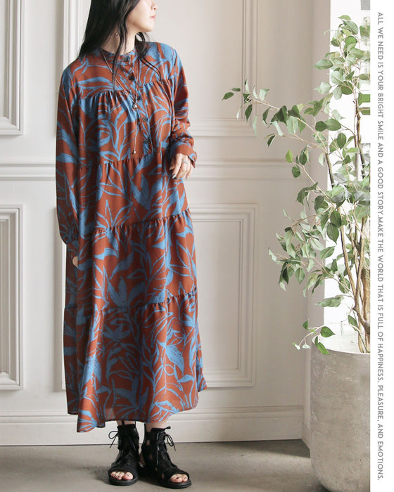 雰囲気を纏う。柄ティアードワンピース