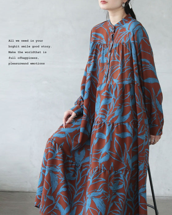 雰囲気を纏う。柄ティアードワンピース