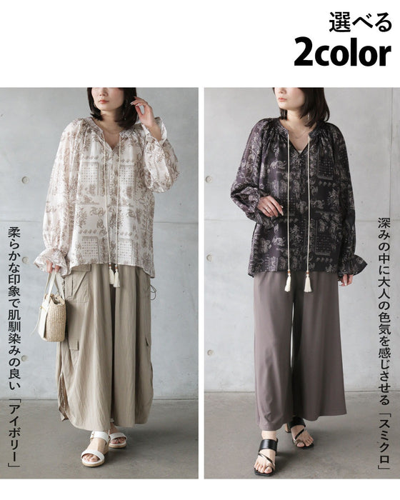 風をはらんで美しく。エアリー・ペイズリーブラウス