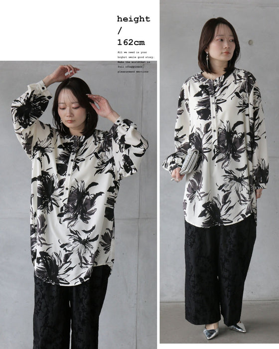 一枚で華やぐ、フラワーチュニックシャツ