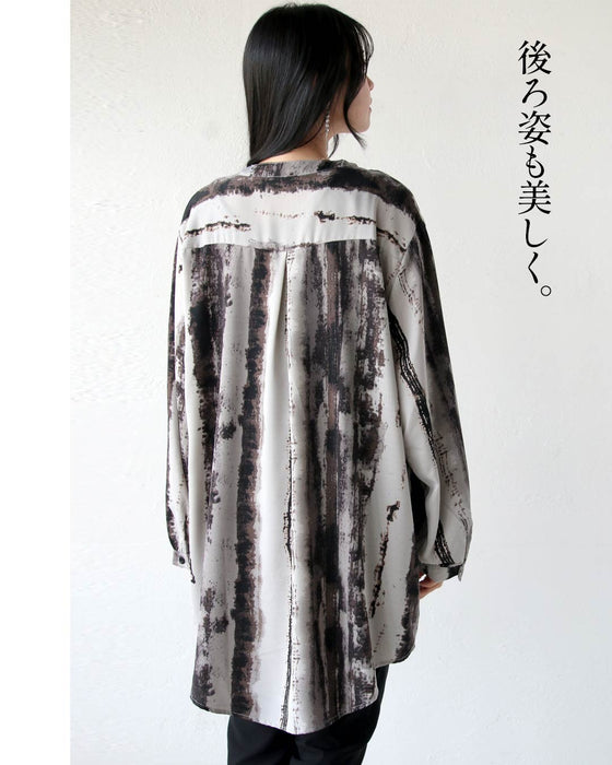 縦ラインで魅せる 洗練モードシャツ