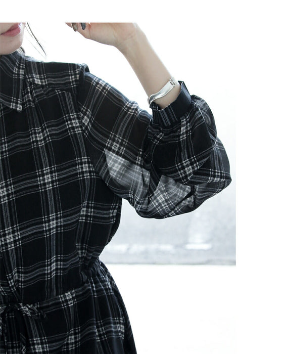 シックに軽やかチェック柄シャツワンピース