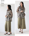 纏うだけで、洗練された品格。エアリー花柄シャツ