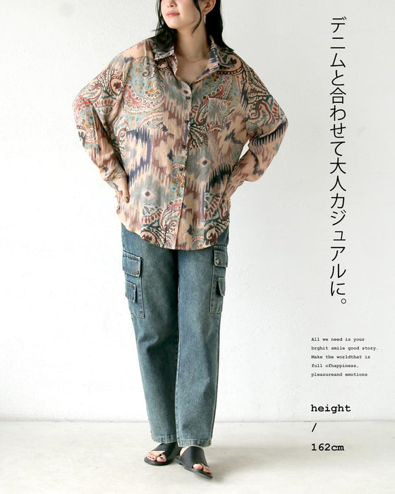 大人にちょうどいい華やぎ、エアリーなこなれ柄シャツ
