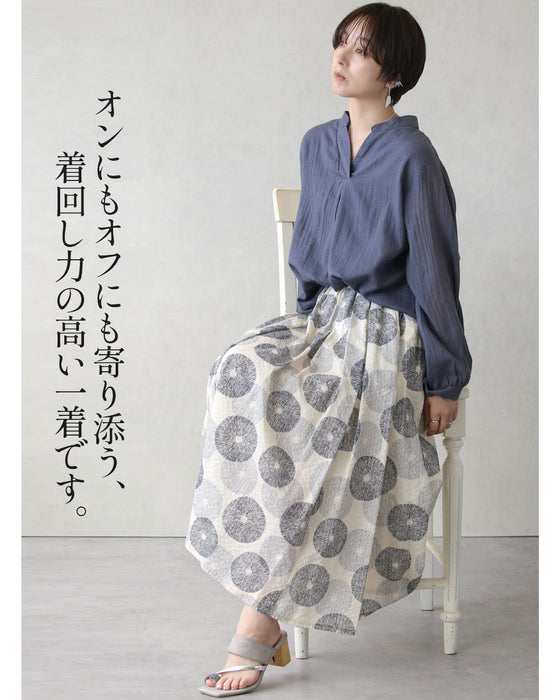 軽やかに、品よく。自然な抜け感 Vネックワッシャーブラウス