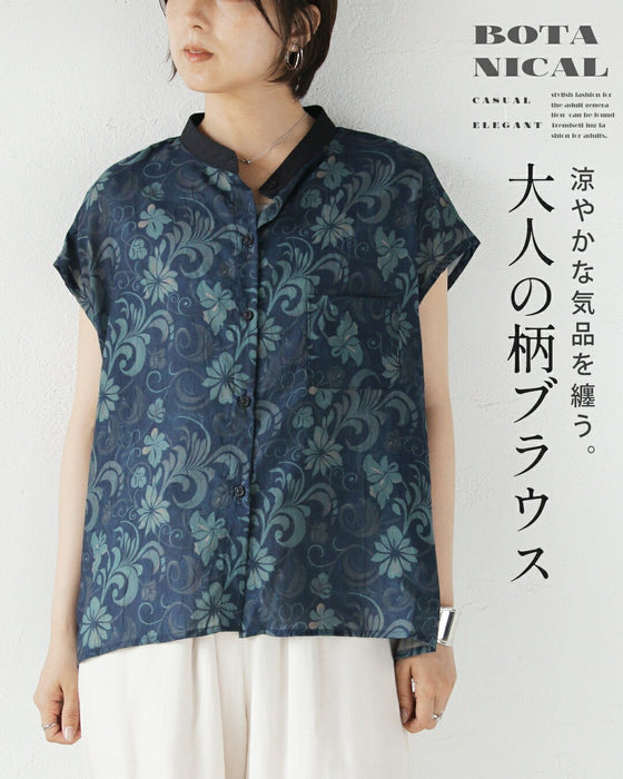 涼やかな気品を纏う大人の柄ブラウス
