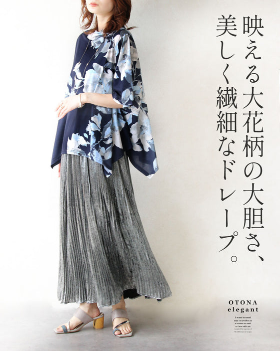 首元に優雅なドレープ 花柄デザイントップス