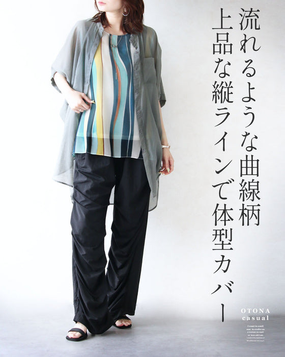 流れる柄が導く「美」縦ライン シアーノースリーブトップス