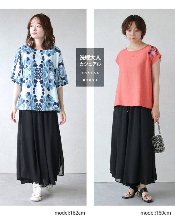 軽やかな陰影。シアープリーツパンツ
