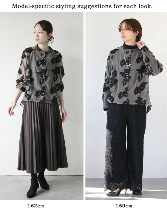 花刺繍で魅せる、大人の上品シアーブラウス