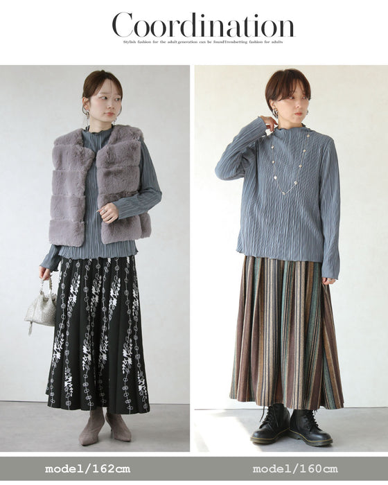顔周りを華やかに彩る。贅沢ニュアンスカットソー