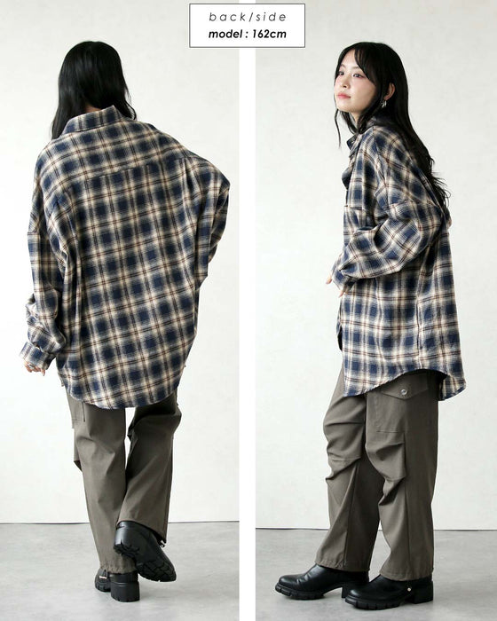 大人配色でこなれる、万能チェックシャツ