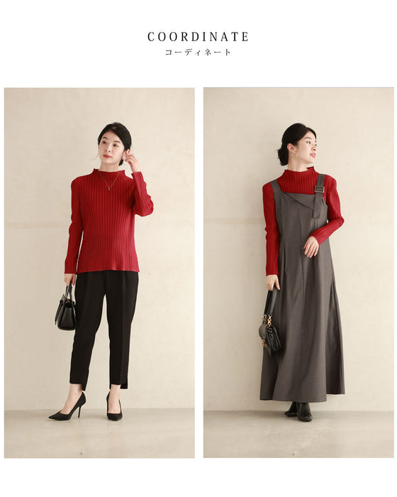 彩り添える赤のチカラ。プリーツカットソートップス