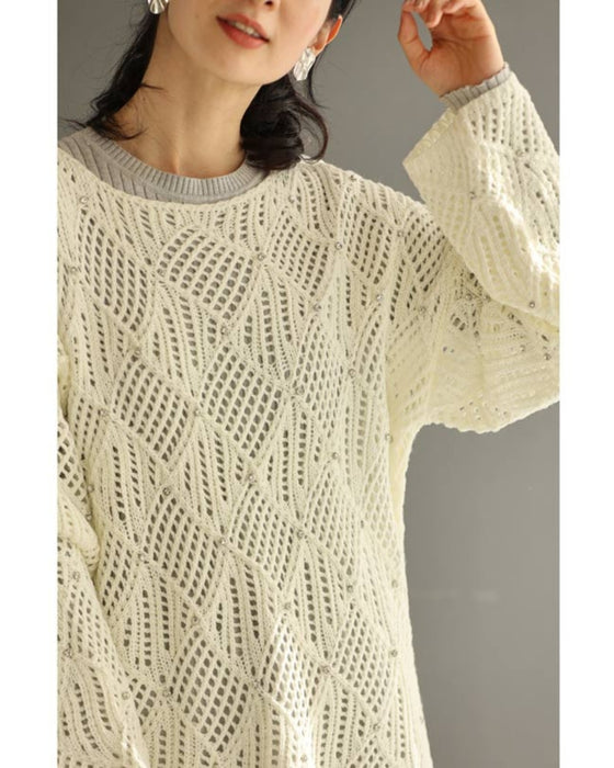 ビジューを散りばめた揺らめくダイヤ柄編みニットプルオーバートップス