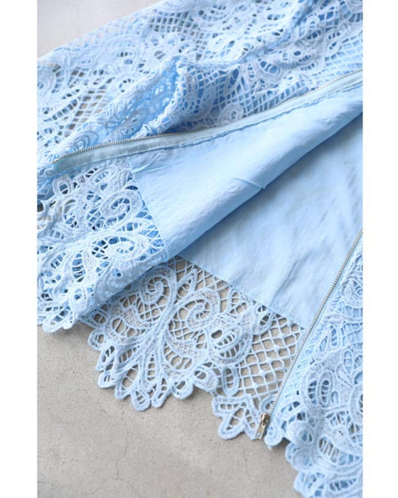 Elegant blue lace back zip pullover top