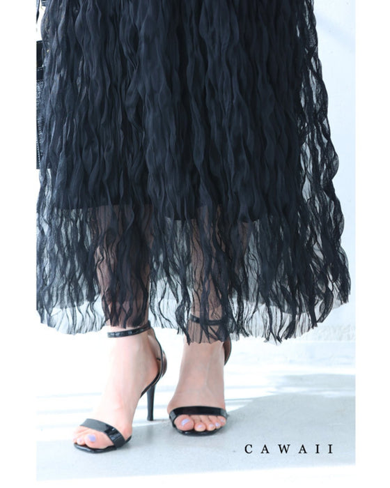 Wavy, fluttering tulle midi skirt