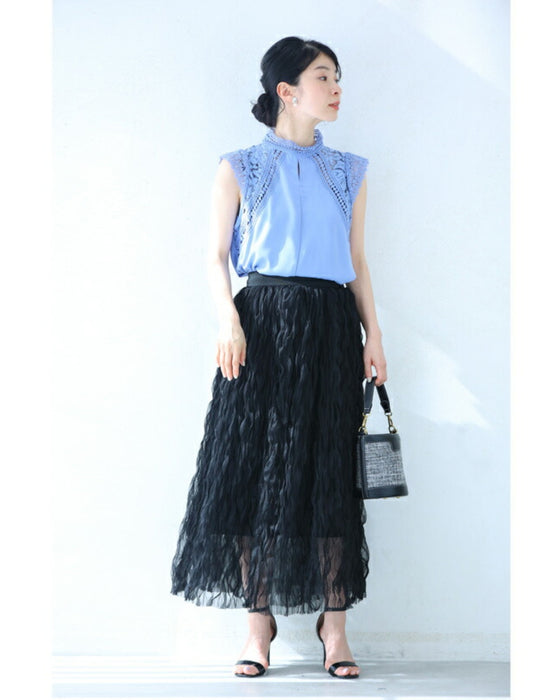 Wavy, fluttering tulle midi skirt