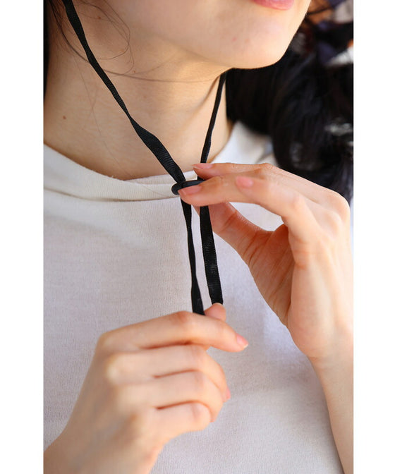 (ストラップ付き)シンプルにも花柄にも。表裏使える2wayつば広ハット