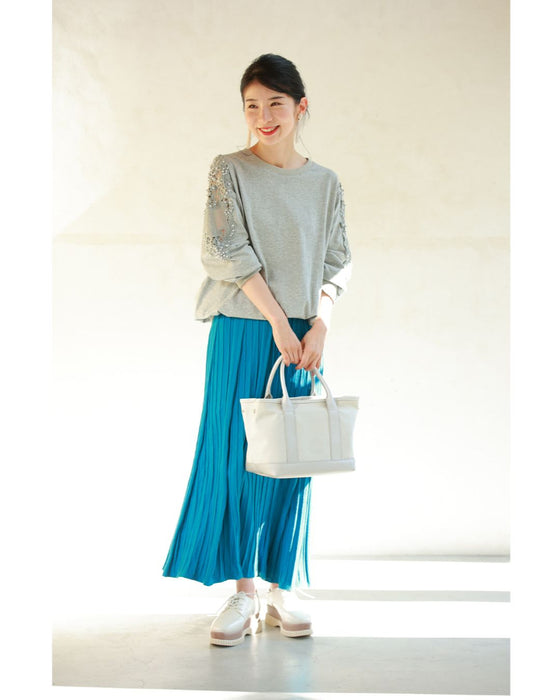 パールの粒を添えたレース窓スリーブのカットソートップス